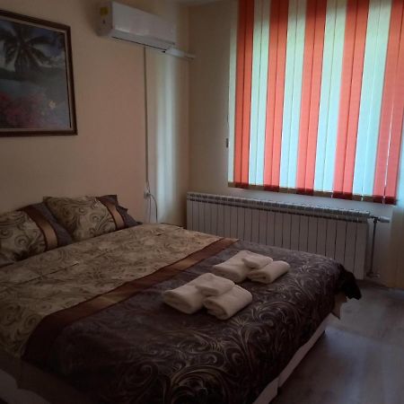 Dima'S Place 卡赞勒克 外观 照片