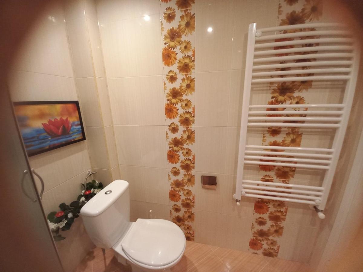 Dima'S Place 卡赞勒克 外观 照片