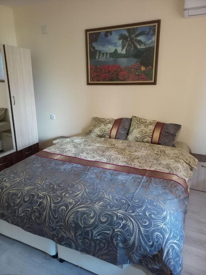 Dima'S Place 卡赞勒克 外观 照片